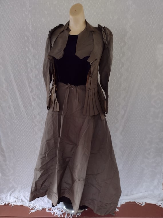 Antique Silk Taffeta Day Dress - image 2