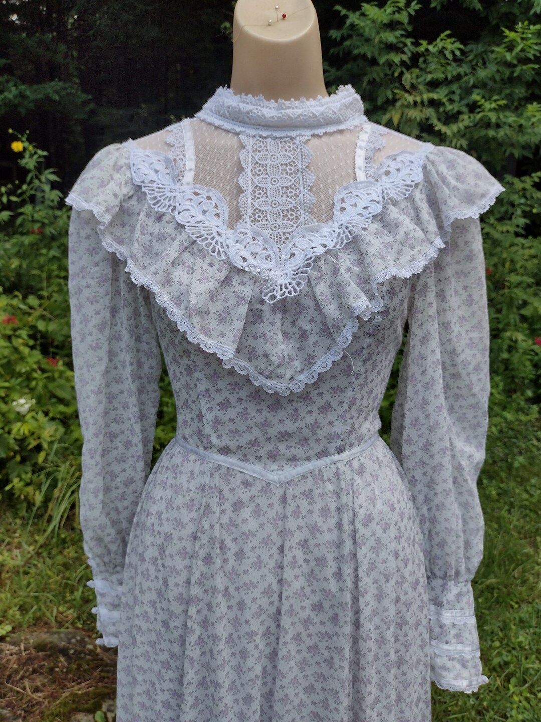 Vintage Gunne Sax by Jessica White and Purple Floral Print and Lace ...