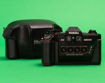 Nishika N8000 3D Lenticular Camera Twin Light 3010 Camera Case NOS