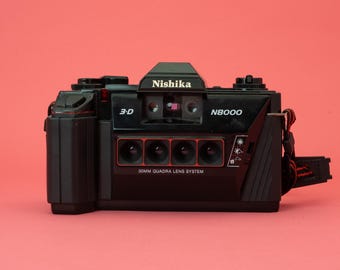 Nishika N8000 3D Lenticular Camera Twin Light 3010 Camera Case NOS