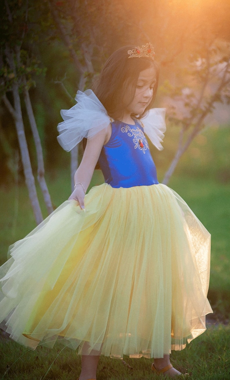 Fairytale Princess Dress Tea or Knee Length Tulle Dress Size 56 Girl/'s Snow White Costume Snow White Dress Princess Dress