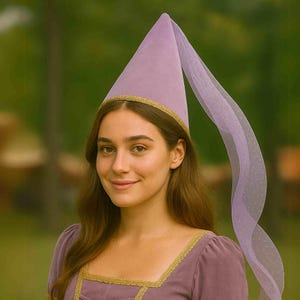Medieval Women&#39;s Costume Hat, Renaissance Princess Hat  - Lilac/Purple