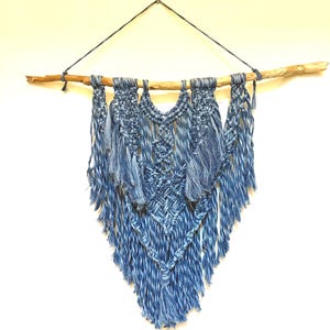 macrame driftwood wall hanging