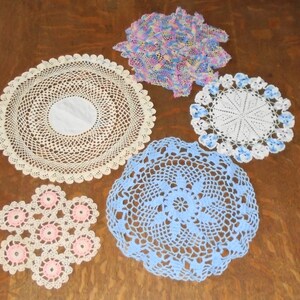 Set of 5 Vintage Round Colorful Crocheted Table Doily Doilies