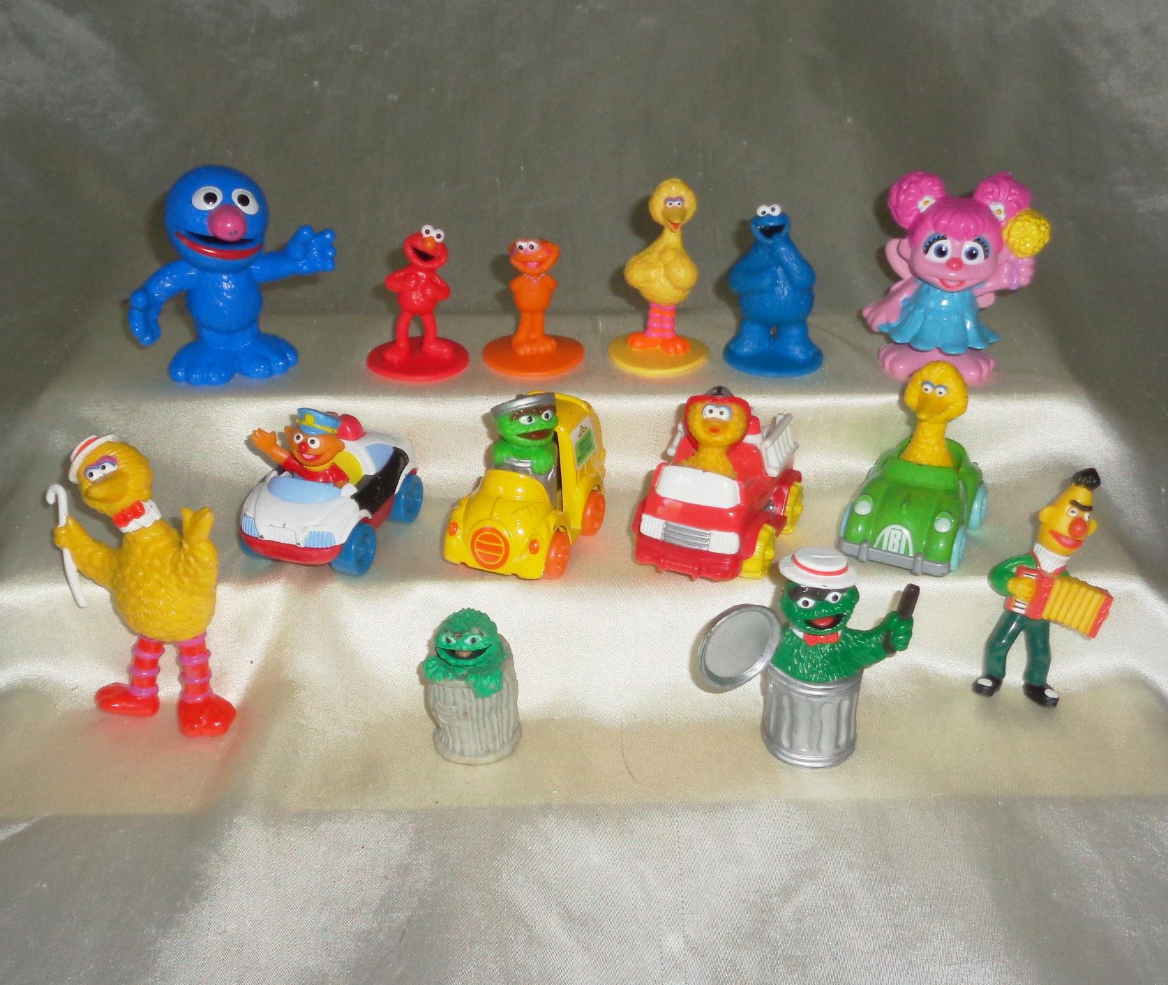 セサミストリート エルモビッグフィギュア Amazon.co.jp: Blokees Figures セサミストリート preCOOL「エルモ