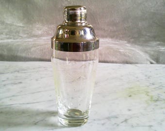 Noritake Crystal Etched Bamboo Stalks & Leaves 8 1/8in Liquor Cocktail Shaker, Vintage