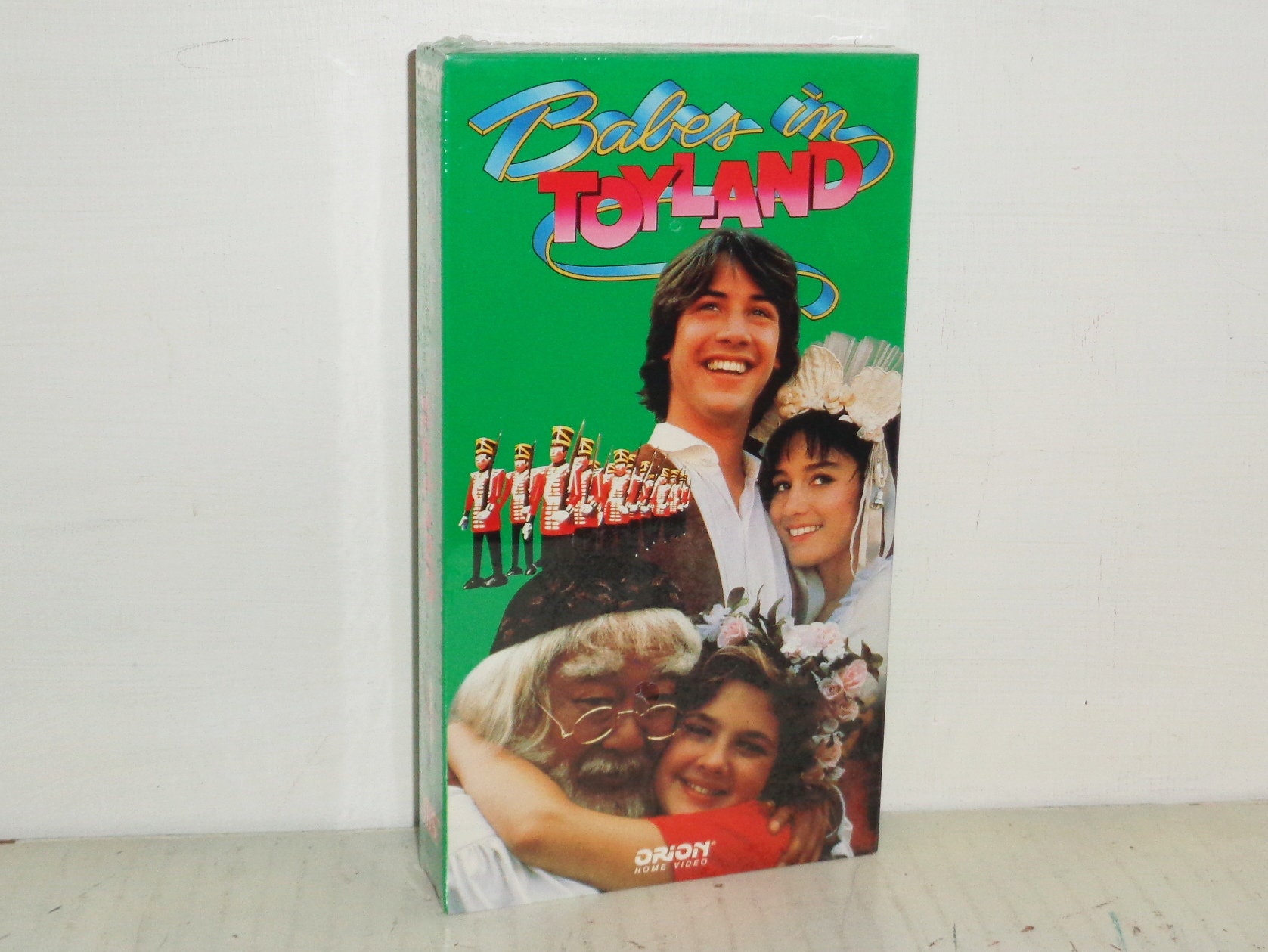 FACTORY SEALED Babes in Toyland VHS 1986 Keanu Reeves Drew