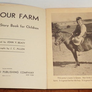 On Our Farm, un livre d'histoires illustrées pour enfants, 1932 Livre grande couverture souple image 3