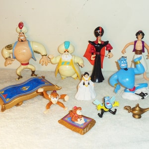 Zestaw 11 figurek Disney PVC Aladyn ~ Dżin, Dżafar, Abu, Sulton +