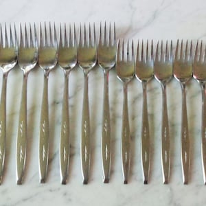 Larissa Stanley Roberts Edelstahl 6 Speiseg gabeln & 5 Salat Dessert Gabeln