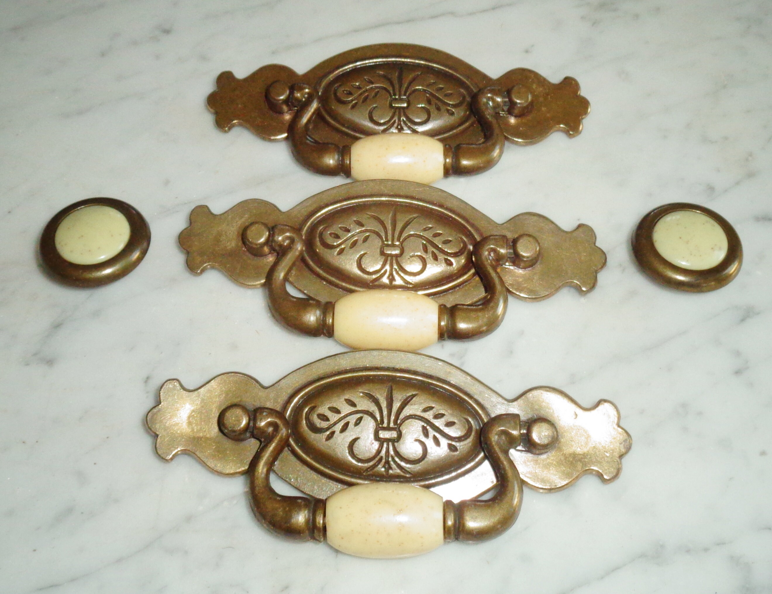 Chippendale Antique English Brass Drawer Pulls 2 Inch Centers Vintage NOS 