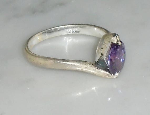 Amethyst Stone Cocktail ring Beautiful Silver Ova… - image 3
