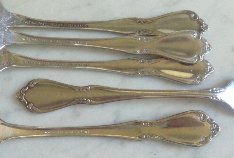 Chateau Oneidacraft Deluxe Stainless Steel 7 38 inch Dinner Forks set of 5