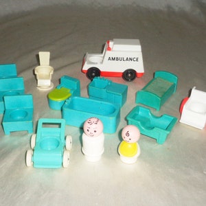 Fisher Price Little People Childrens Hospital 1976 #931 Furniture & Pieces