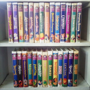 Walt Disney&#39;s Masterpiece Collection Set of 29 Clamshell VHS Classics