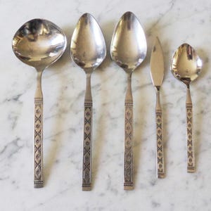 Lisbon Distinction Stainless by Oneida Serving Spoons, Ladle, Master Butter & Sugar Spoon