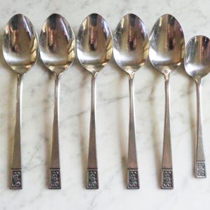 Utica Stainless Korea UTI34 7 3/8&quot; Set of 5 Table Soup Spoons & 1 Sugar Spoon