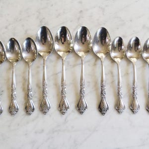 Rogers Stainless Korea Stanley Roberts Kings Berry Table Soup Spoons & Teaspoons