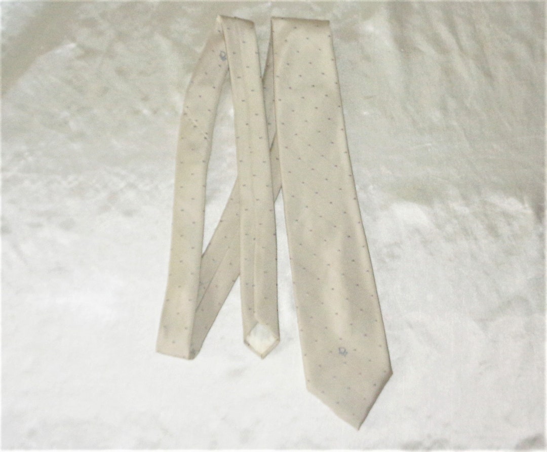 Christian Dior Italy Mens Neck Tie in Grey W Teal & Maroon Dots