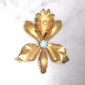 Brooch Layered Orchid Flower Leaf w Rhinestone Vintage Gold Tone Metal