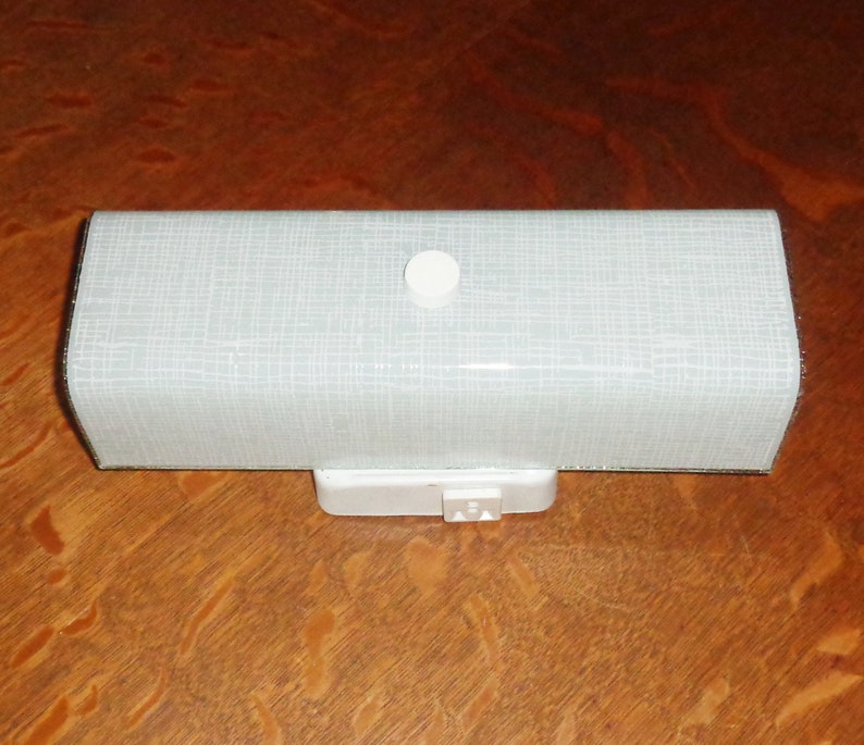 Bathroom Light Fixture Wall Sconce Basketweave Cover Vintage Mid Century 12inch W