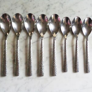Cambridge Stainless Arkita Hammered - 5 cucharas soperas y 4 cucharaditas