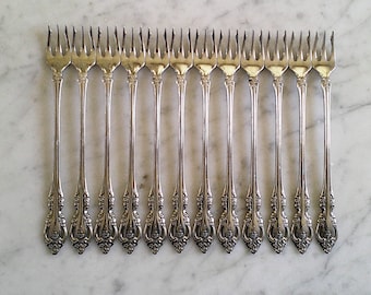 12 Tenedores para cócteles y encurtidos de mariscos de acero inoxidable Betty Crocker de la comunidad Oneida de BRAHMS