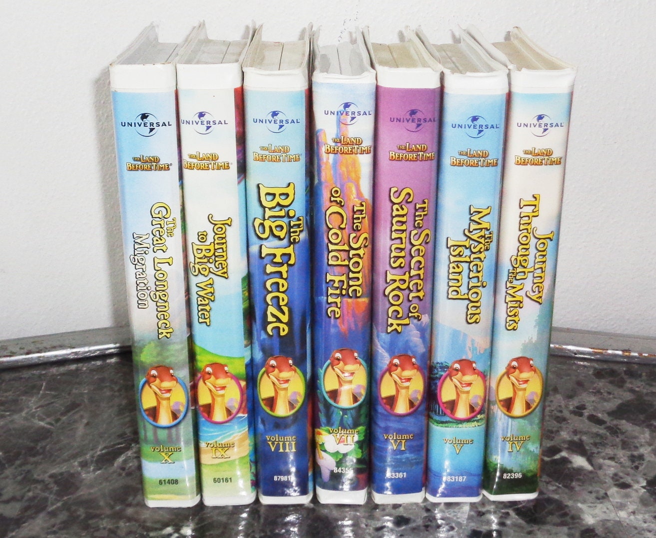 The Land Before Time 4 5 6 7 8 9 10 Dinosaur VHS Clamshell Lot
