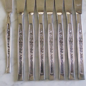 HANFORD FORGE Gold Tone Stanless Flatware, Flar Handled, Elegant