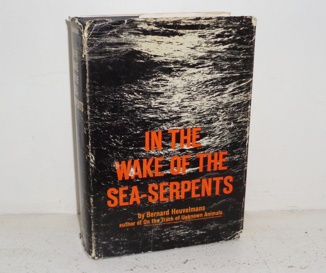 洋書 In the Wake of Sea-Serpents/Heuvelmans il_1080xN