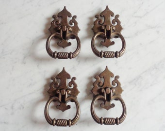 National Lock co Spade Tip Colonial Carriage House Drop Ring Bail Drawer Pulls~ 2 1/2 Inch Vertical Screw Hole Space, Set of 4 Vintage 4 5/8