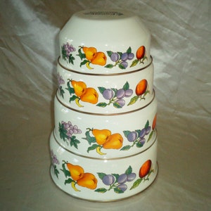4 Vintage Tabletops Unlimited Enamel Essence Graduated Mixing Bowls