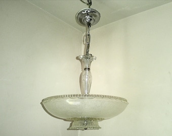 Lámpara de techo antigua Art Déco de la década de 1930, con acabado esmerilado y relieve floral, de 3 bombillas.