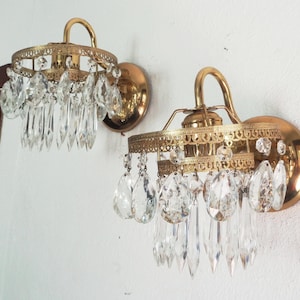 2 Tier Wall Sconce Light fixture Set w Hanging Crystals Prisms Vintage Hollywood Regency