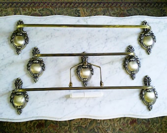 Juego de toalleros y portarrollos de papel higiénico de latón de 24 y 18 pulgadas, estilo vintage, fabricado en Taiwán.