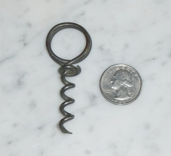 Cork Screw Wine Bottle Opener Rare Primitive Antique Finger Ring Metal