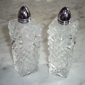 Vintage Pressed Glass Salt & Pepper Shaker Set 4 1/2 inch