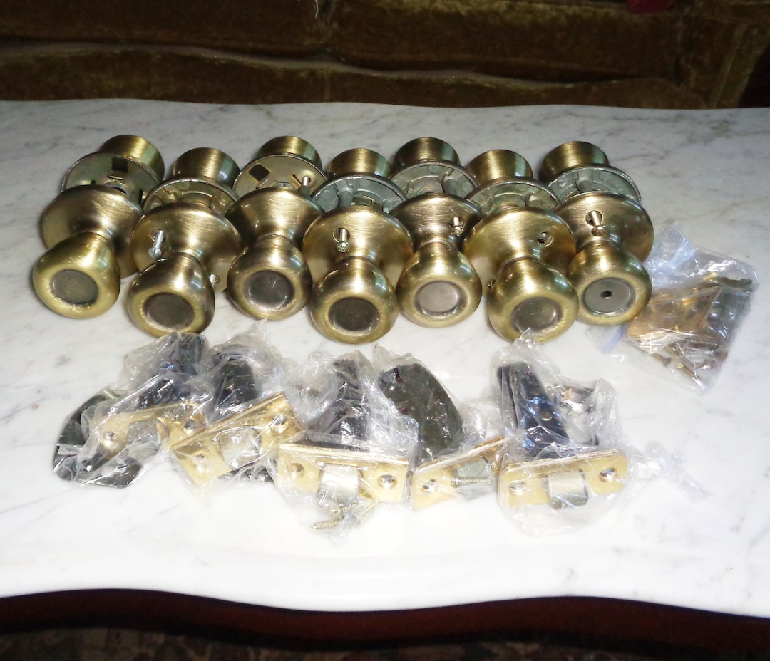 Kwik Set Antique Brass Tone Door Knob Handle Dummy Lock Sets, Set of 7