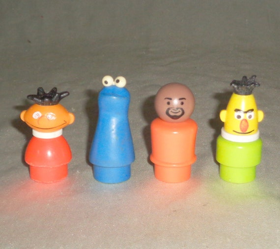 Vintage Sesame Street Fisher Price Little People Gordon