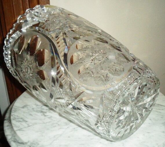 Bohemia Hand Cut Lead Crystal Sawtooth Rim Vase Made in