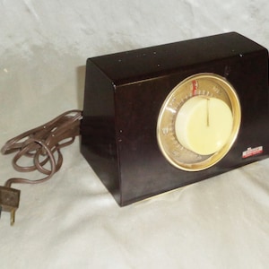 Alliance Tenna Rotor Model U-100 Antenna Rotator Control Box, 1960s Vintage