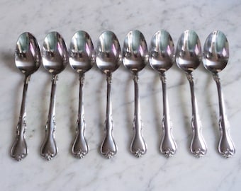 8 Cambridge Stainless Jessica Pattern Teaspoons ~ 6 1/4 inches long