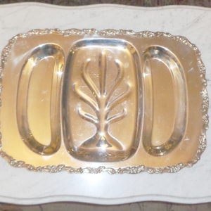 Oneida Serving Tray Platter Silver Plate Floral Rim Turkey Ham Meat 19 5/8 x 13 1/2 inch