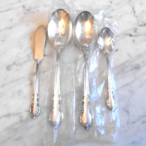 REFLECTION 1847 Rogers IST Silber Platte Servieren Löffel & Meister Buttermesser