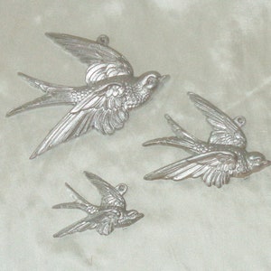 Gegoten metalen vliegende vogels set 5 1/2, 4 1/4 en 3&quot; overschilderbare vintage MCM muurhanger