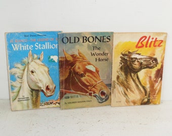 Vintage Scholastic Horse Stories~ Blitz, Old Bones The Wonder Horse & El Blanco Legend of The White Stallion