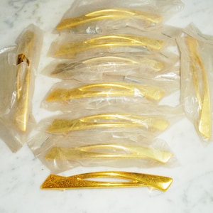 Shiny Gold Bow Open Face Cabinet Door Drawer Pull Handles 61 769, set of 9 Vintage
