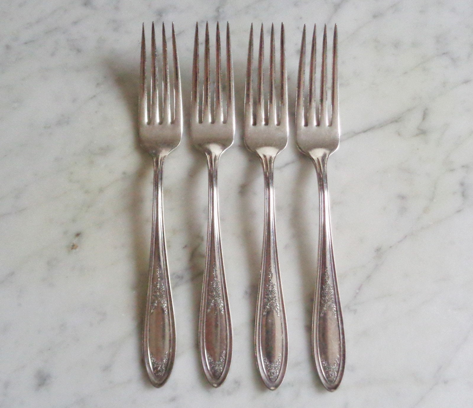 Oneida Community Par Plate Silver Plate 7 3/8 inch Set of 4 Dinner Forks