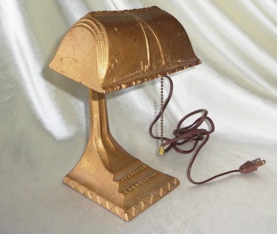 Bankers Piano Table Lamp 1920s Solid Cast Metal Marked "H Pat Pend", Small 9 inch tall Pull String