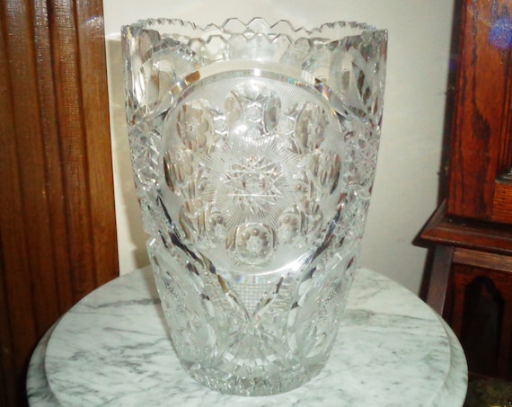 Bohemia Hand Cut Lead Crystal Sawtooth Rim Vase Made in